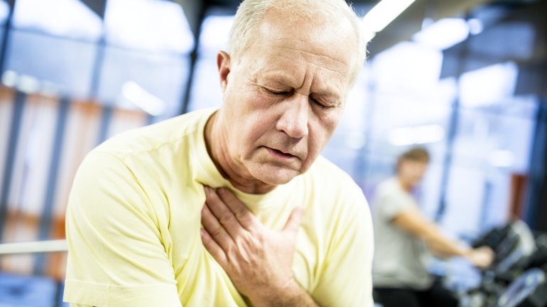 Mann hat Luftnot wegen Herzinfarkt