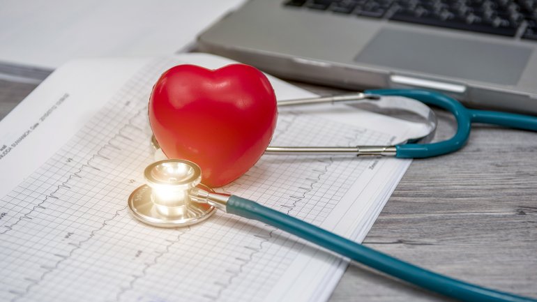 Herzrhythmusstörungen als mögliches Symptom Herzrhythmusstörungen als mögliches Symptom